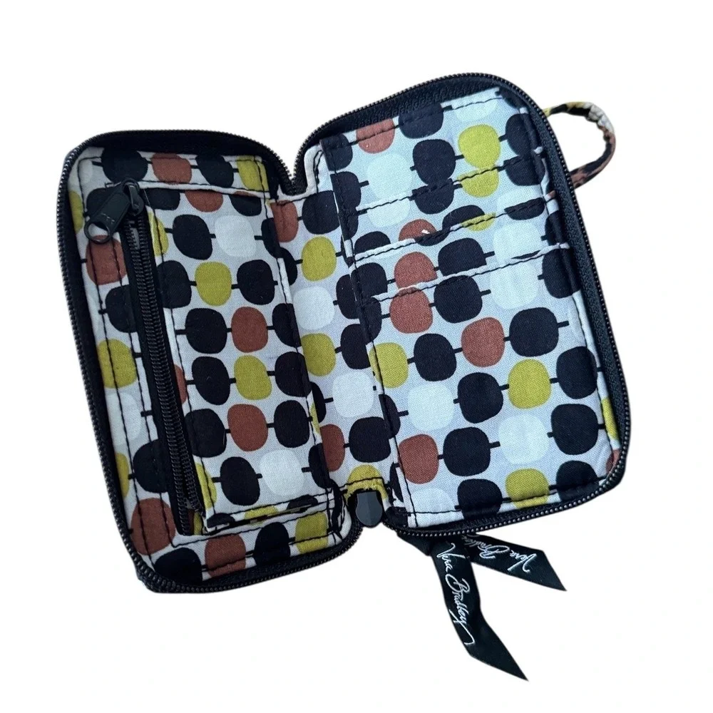Vera Bradley Quilted‎ Wristlet Wallet Floral Geometric Green Brown  Zip Around